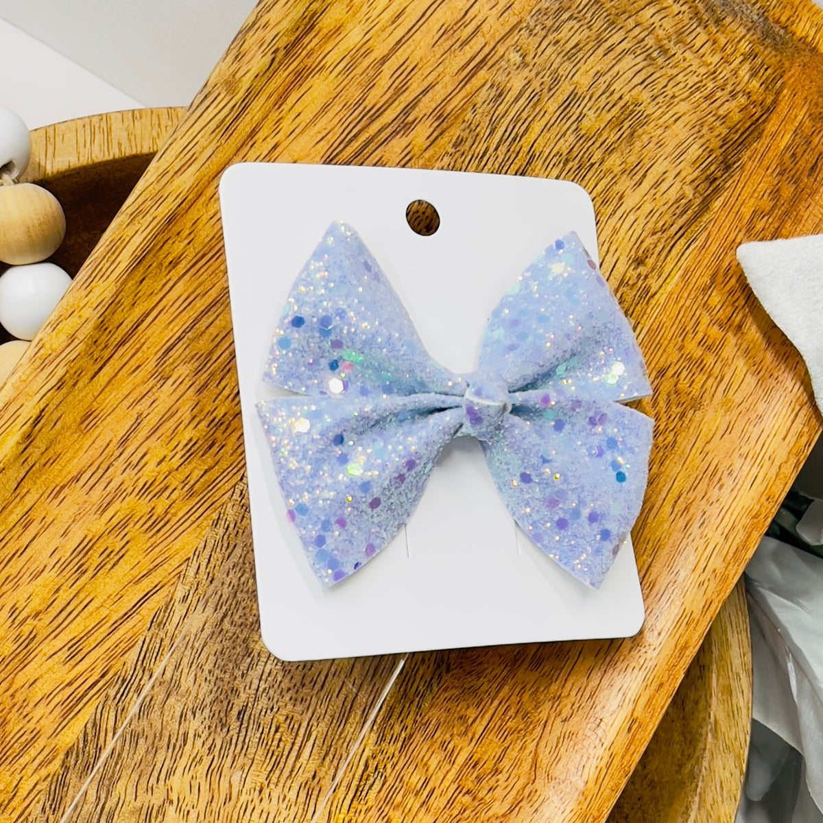 ✨ Flouncy 3.5” Glitter Bow ✨
