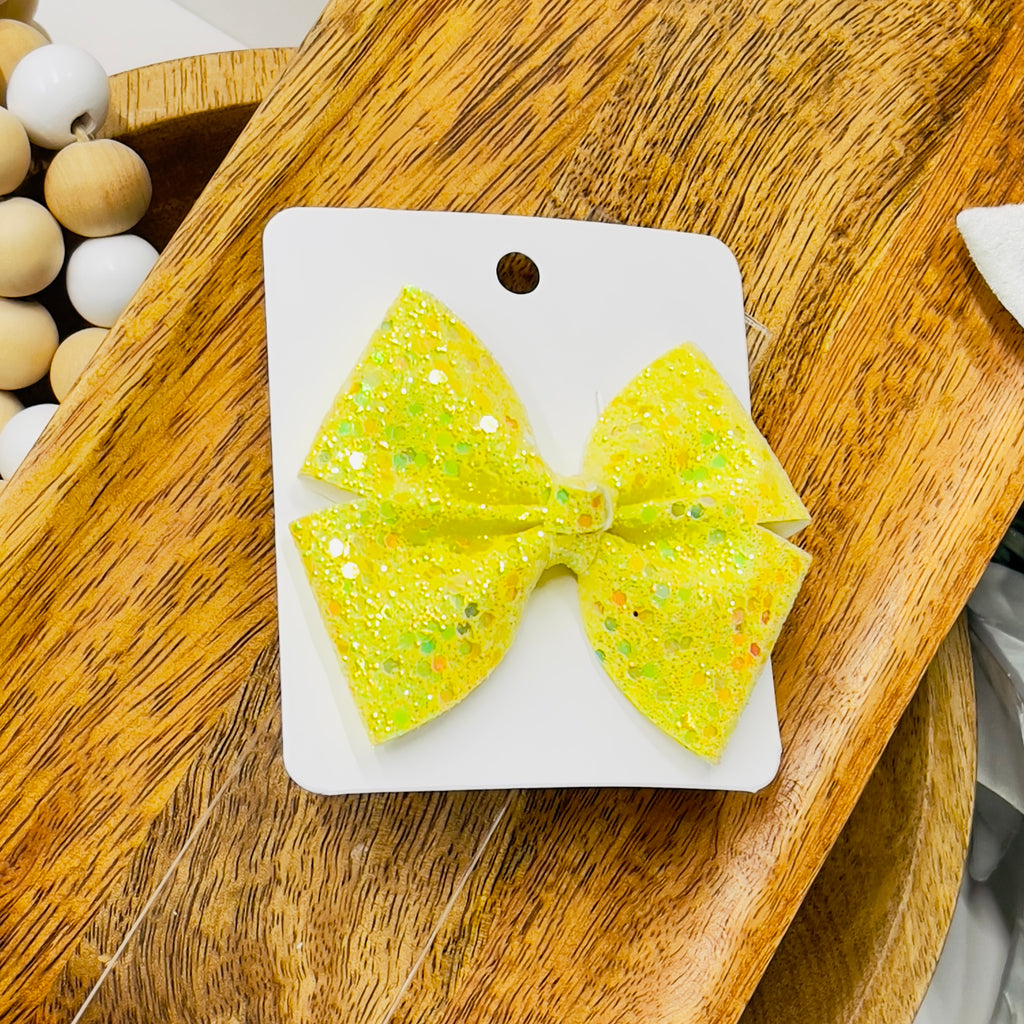 ✨ Flouncy 3.5” Glitter Bow ✨