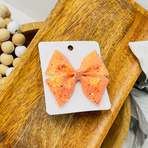 ✨ Flouncy 3.5” Glitter Bow ✨